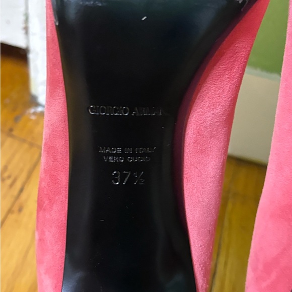 Authentic Giorgio Armani- suede pumps - Picture 3 of 4